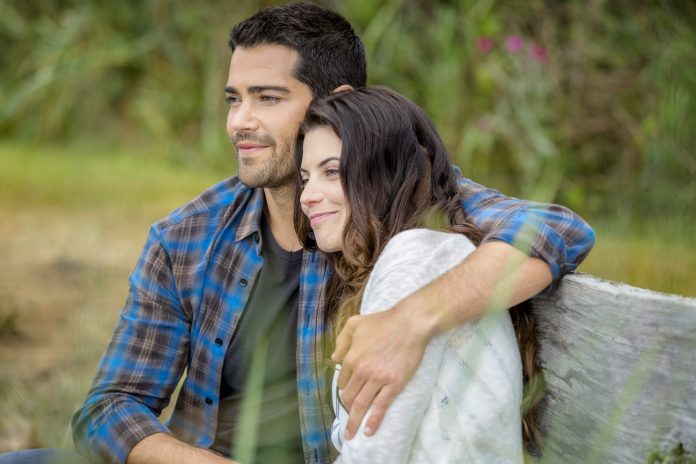 Chesapeake Shores Season 2 Stars Meghan Ory & Jesse Metcalfe