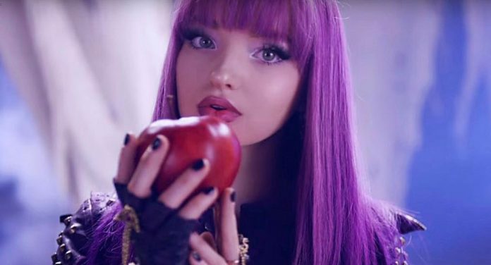 Descendants 3 Starts Filming in Vancouver in May - Still of Dove Cameron as Mal